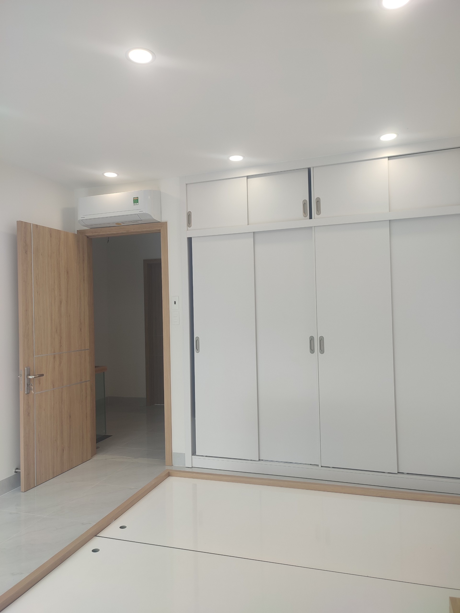 Cho thuê Nhà mặt tiền Phường Phú Hữu, Quận 9, Diện tích 75m², Giá 20 Triệu/tháng 12