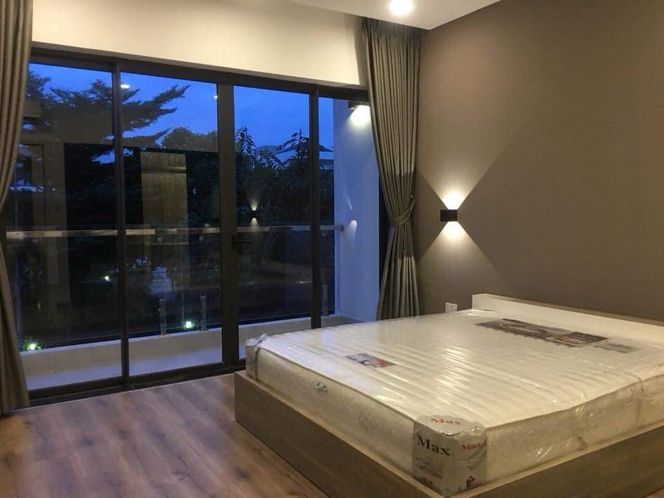 Cho thuê Nhà mặt tiền Phường Long Thạnh Mỹ, Quận 9, Diện tích 260m², Giá 22 Triệu/tháng 12