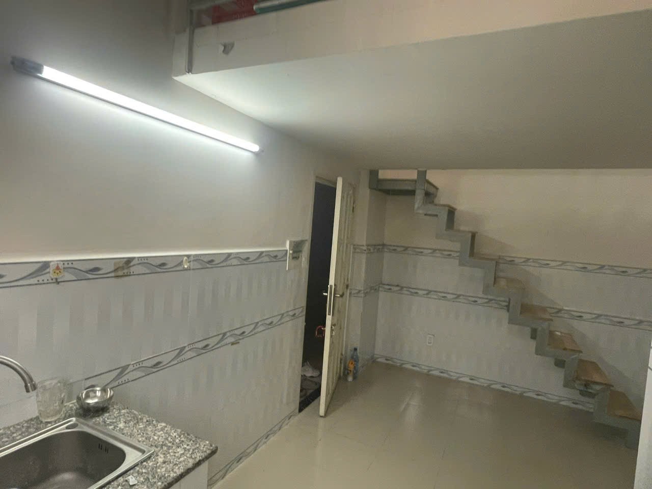 CHO THUÊ PHONG DUPLEX FULL NỘI THẤT GIÁ RẺ CÓ MÁY GIẶT RIÊNG Ở ĐƯỢC 3 NGƯỜI 1