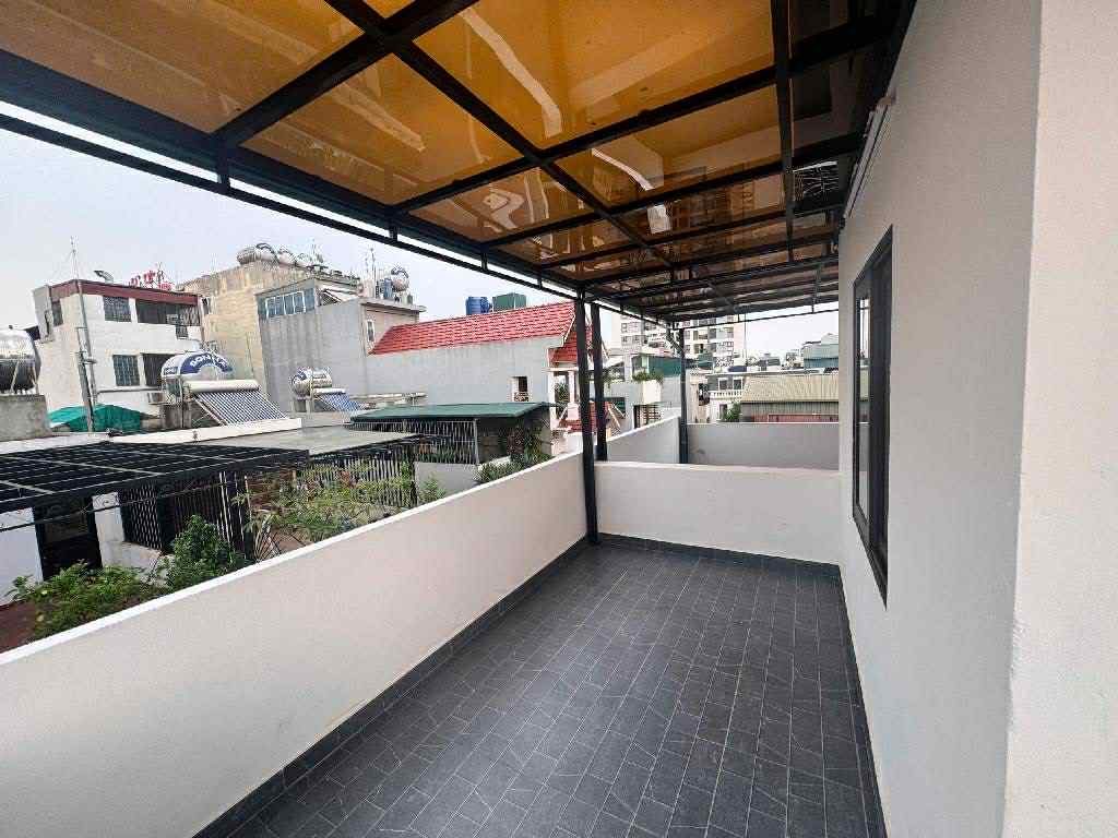 bán nhà Nguyễn Sơn- bệnh viện Tâm Anh, 6 tầng thang máy, gara, nở hậu, full nội thất 5