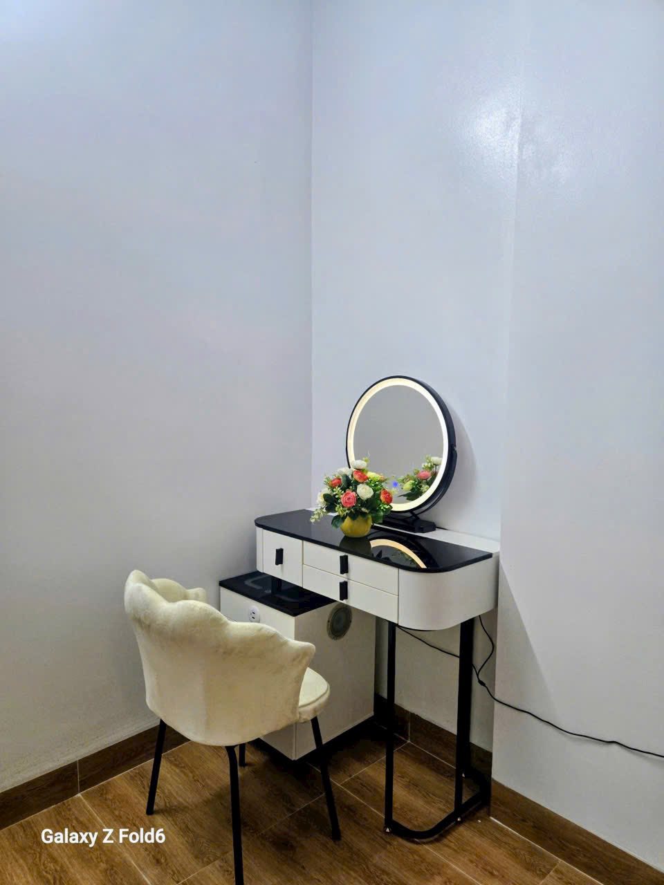 Bán căn nhà 3 tầng ngõ phố Phạm Ngũ Lão, ph Lê Thanh Nghị, TP HP mới, 43.8m2, 3 ngủ 6