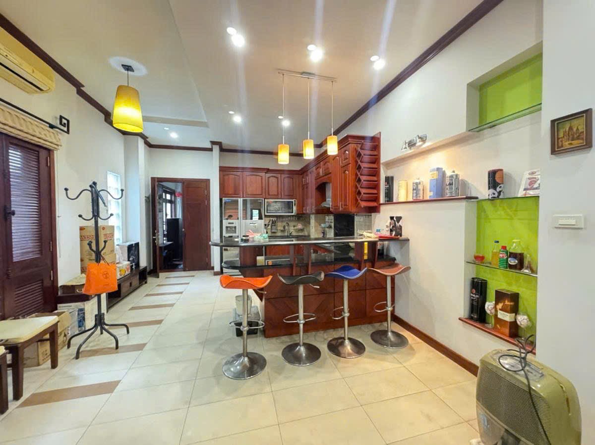 Bán nhà mặt phố Bà Triệu – 74m² x 6 tầng – lô góc – thu nhập 100tr/tháng – chỉ 68 tỷ 3