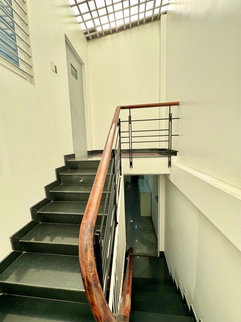 Bán nhà hẻm 6m Đinh Công Tráng-cạnh chợ Tân Định-9PN-sổ vuông-giá rẻ 3