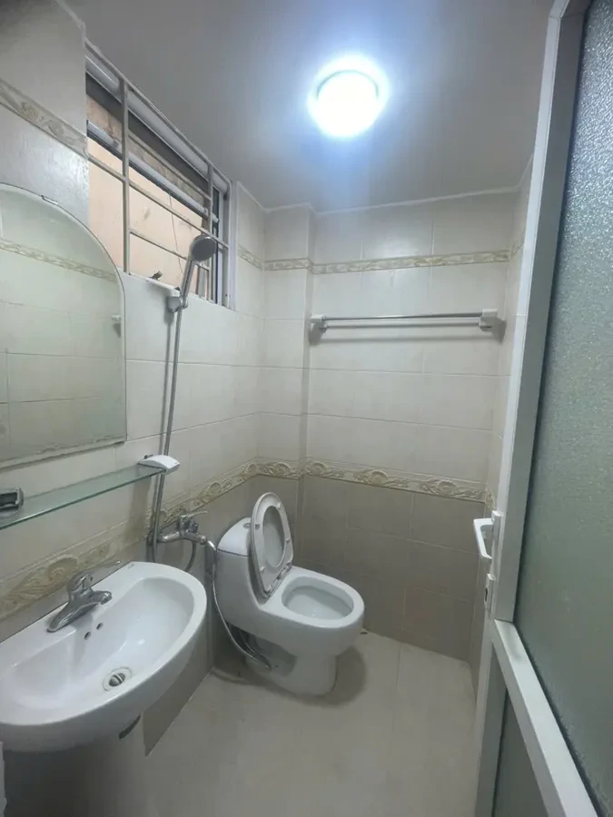 Ô tô đỗ cửa Hồ tùng Mậu Cầu Giấy S64m giá10 tỷ 4