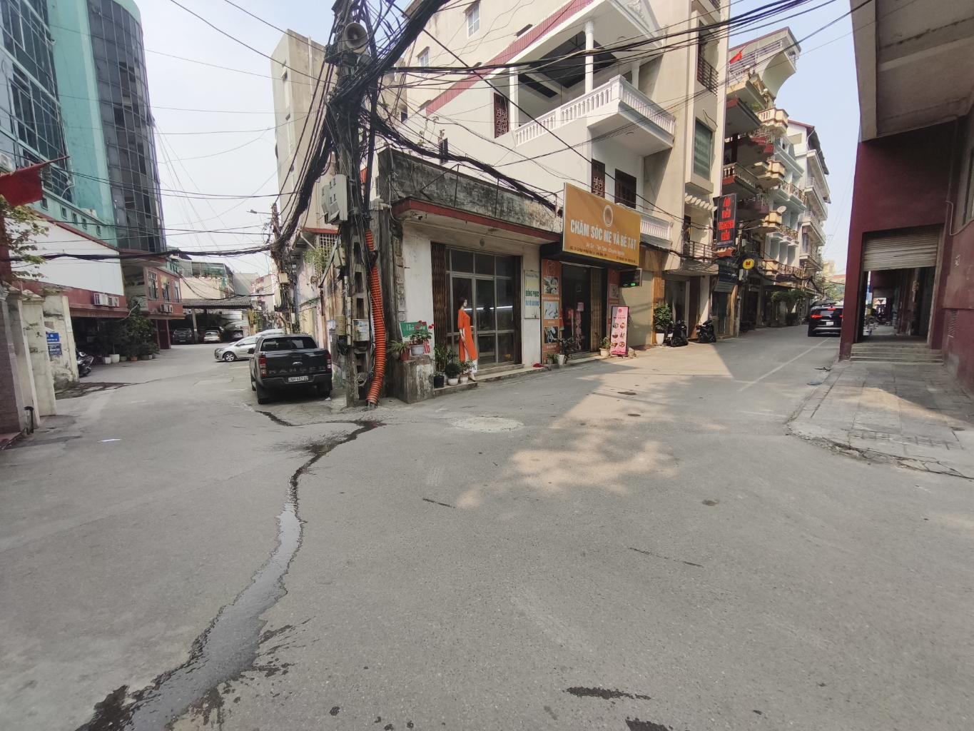 HOA LÂM,LONG BIÊN 21tỷ 105m MẶT TIỀN 11m,NGÕ Ô TÔ KINH DOANH,THANG MÁY 4