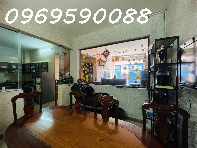 BÁN NHÀ XHT Tân Phú Nguyễn Quý Anh 44m2, 2 Tầng. Giá CHỈ 6.5 Tỷ SHR! 2