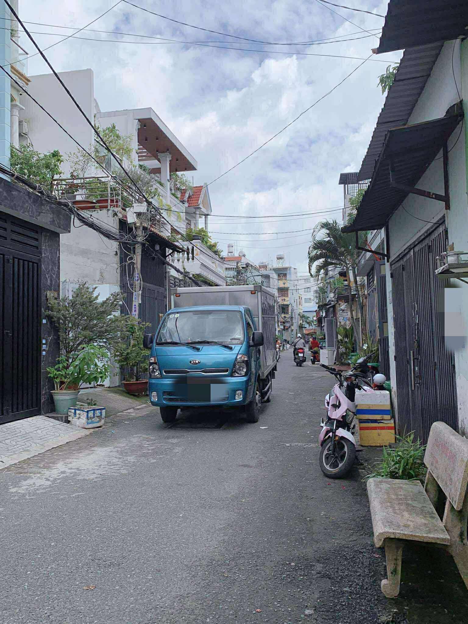 Nhà đẹp hxh 52m2-4tang Hiệp Thành 35 Q12 , gần trường thpt Võ Trường Toản , 6 tỷ nhỉnh 0932030061 2