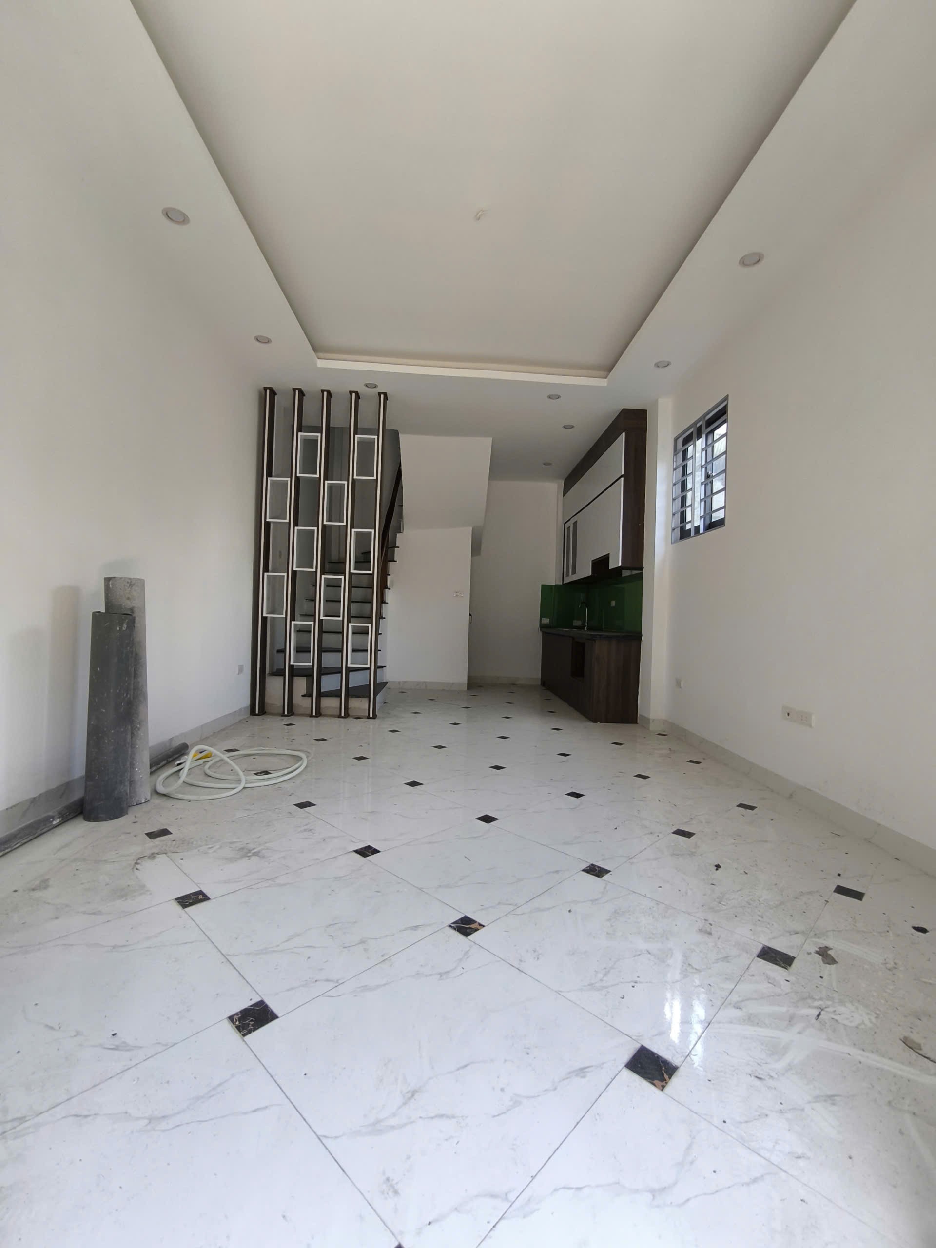 Nhà La Phù, An Khánh ngõ rộng 3,5m, xây 5 Tầng, 3 ngủ khép kín, 4 wc, view thoáng, ô tô đỗ cách 20m 2