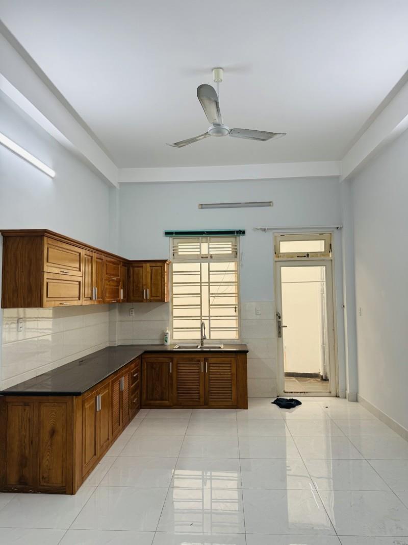 Bán Gấp Nhà Xinh- An Lạc Bình Tân - 84m2 - Hẻm 9M - Vuông Vức ~85tr/m2 2