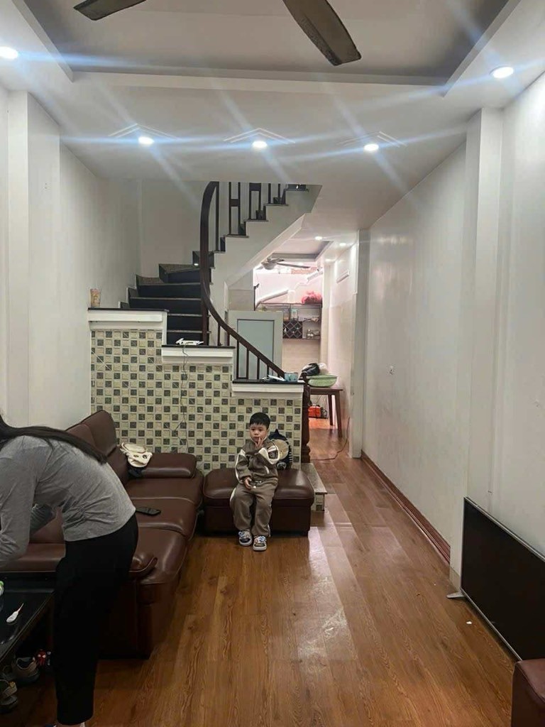 Bán nhà Bùi Xương Trạch, Thanh Xuân, gần phố ô tô tránh, 38m2, 8.35 tỷ(CTL) 2