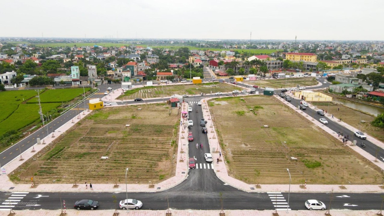 Bán lô góc mặt ngoài trục chính khu KDC Quỳnh Mỹ 4