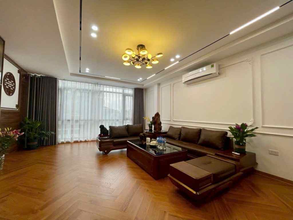 bán nhà Ngọc Lâm, 6 tầng thang máy, full nội thất, gara ôtô, ngõ thông Ngọc Lâm-Nguyễn Văn Cừ 3