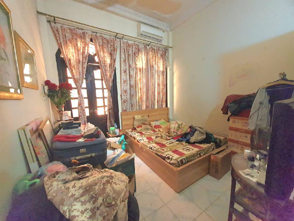 Bán nhà Hào Nam, Đống Đa, ngõ thông 3 gác, 47m2, 4 tầng, Mt 3.5m, chỉ 15.7 tỷ