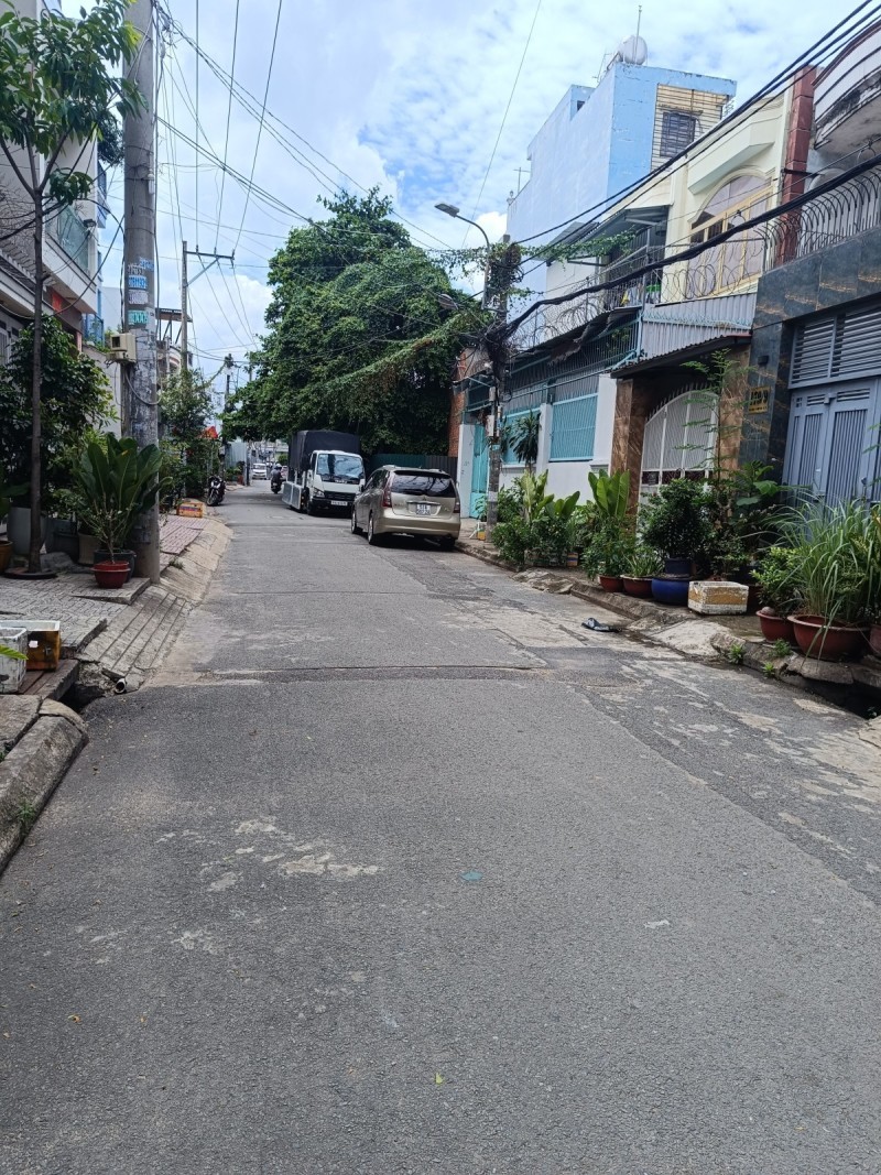 Bán nhà hẻm 8m Hòa Bình-cạnh Coopmart+chợ Hiệp Tân-ngang 4m-vuông vức