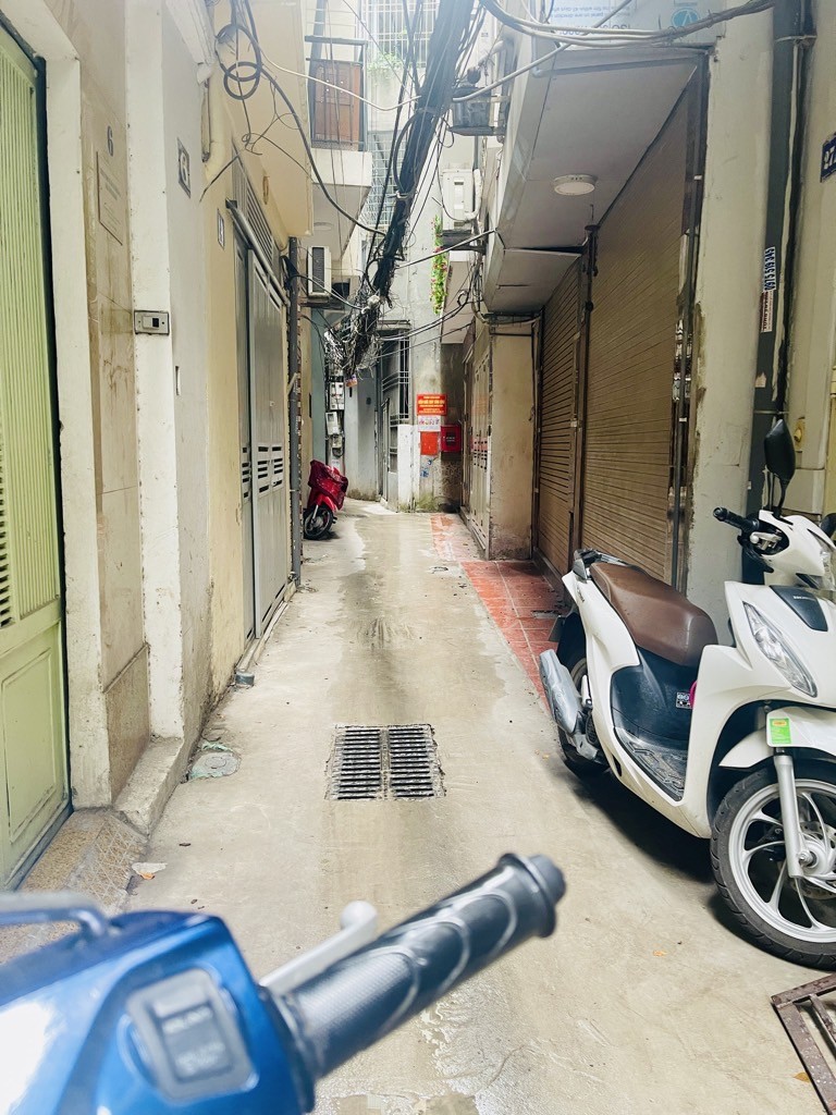 Cần bán Nhà mặt tiền đường Kim Ngưu, Phường Thanh Nhàn, Diện tích 58m², Giá 12.8 Tỷ