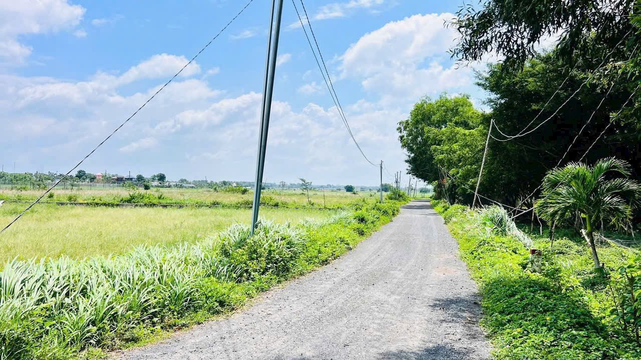 RA HÀNG SỐC – LÔ ĐẤT VIEW HỒ SUỐI MÔN ĐẸP NGỠ NGÀNG 2