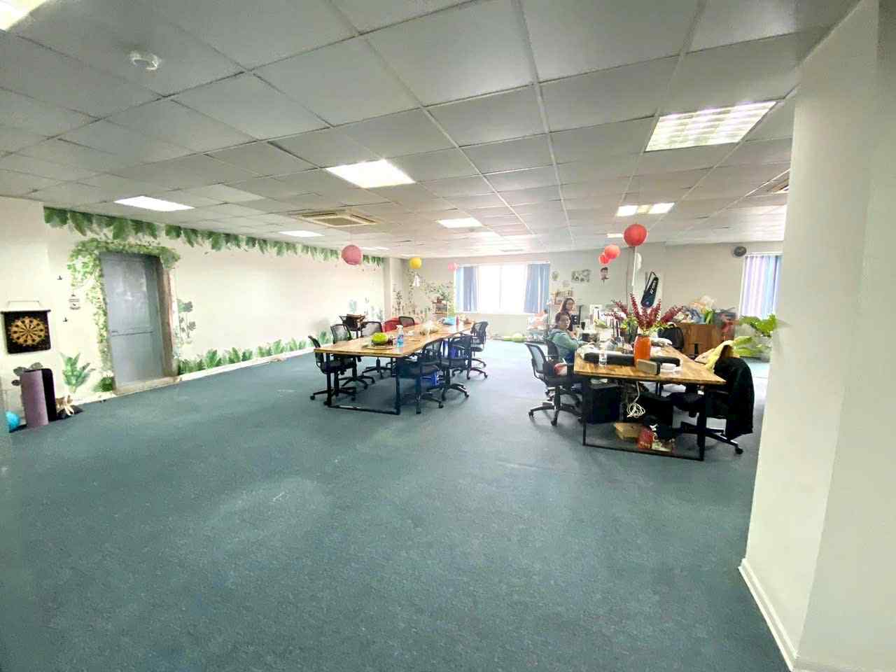 toà nhà thương mại Long Biên, 255m x 8tầng, mặt tiền 17.5m, dòng tiền 200tr/tháng 3