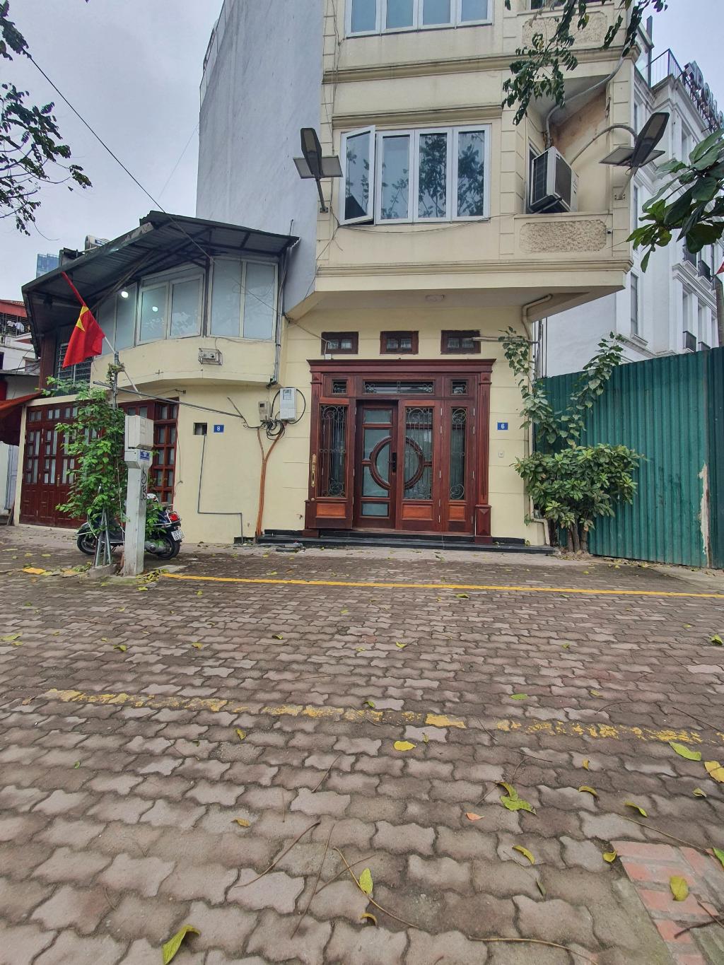 MẶT PHỐ TRẦN KHÁT CHÂN,HAI BÀ TRƯNG 27tỷ 35m MẶT TIỀN 5m,VỈA HÈ KINH DOANH,HIẾM NHÀ BÁN
