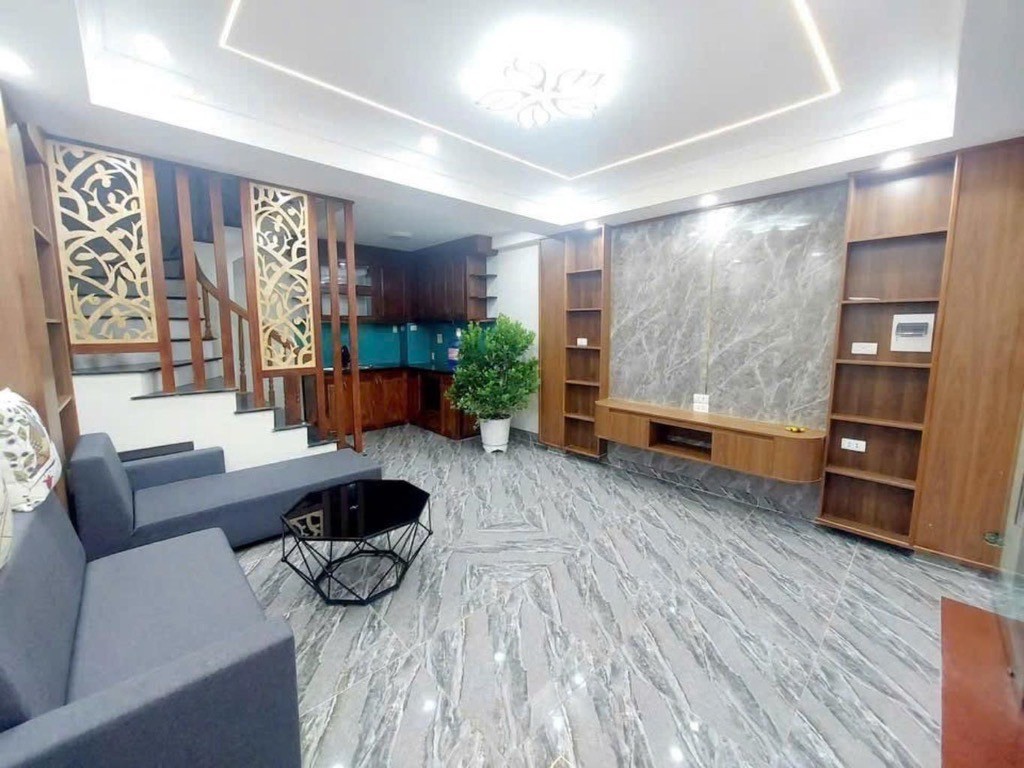 Cần bán Nhà mặt tiền đường Lĩnh Nam, Phường Vĩnh Hưng, Diện tích 33m², Giá 7.1 Tỷ