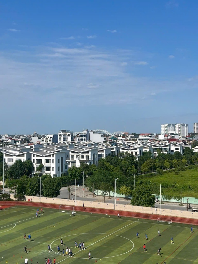 NGỌC THỤY,LONG BIÊN 25tỷ XÂY 8 TẦNG THANG MÁY,VỈA HÈ Ô TÔ KINH DOANH VĂN PHÒNG 4