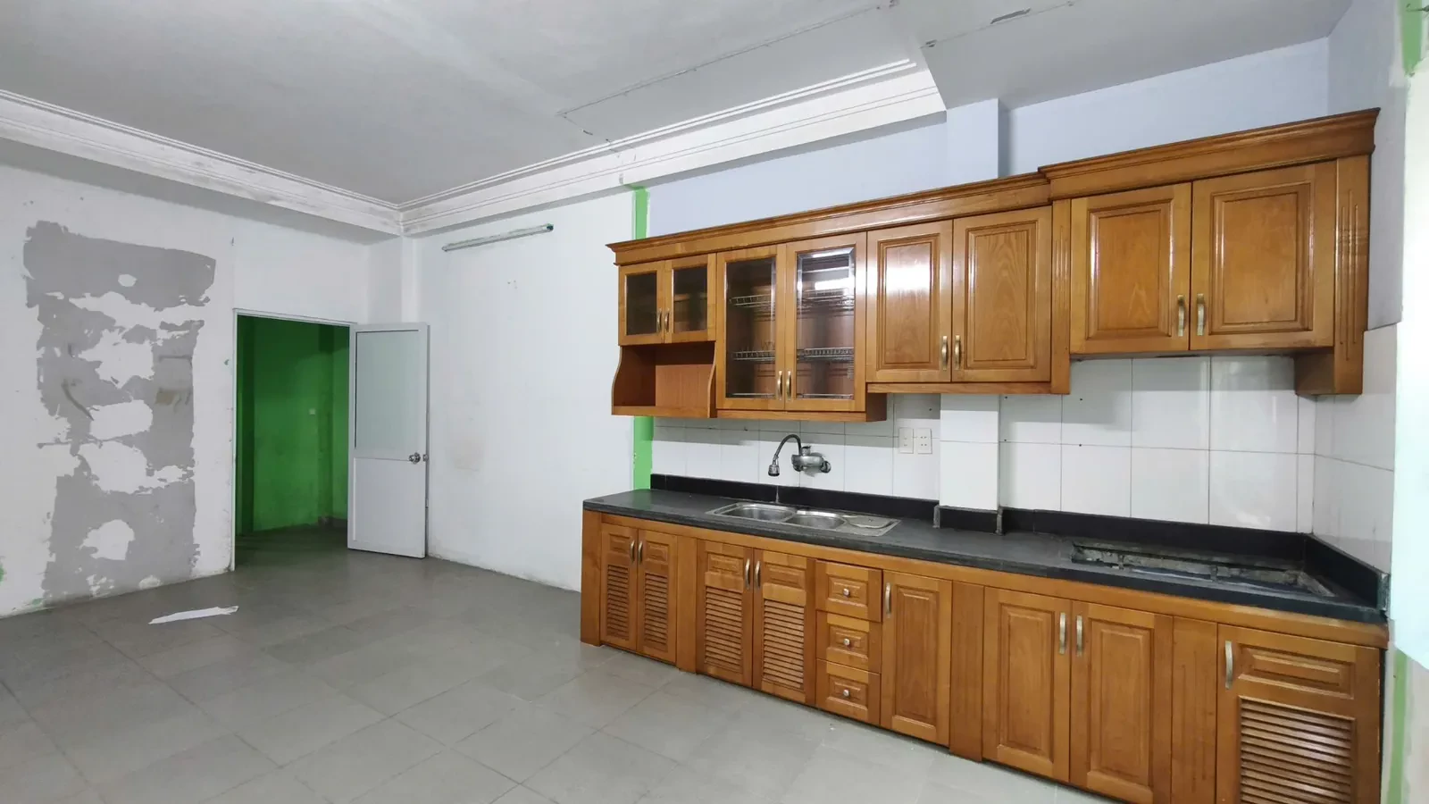 Bán gấp nhà 5 tầng mặt phố Lý Thường Kiệt, 30m2, MT 3.8m, KD văn phòng, giá 11.9 tỷ 3