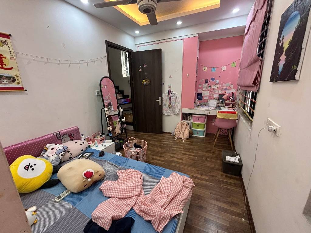 CẦN BÁN NHÀ TRUNG TÂM ĐỐNG ĐA - AN SINH AN NINH TỐT - TIỆN ÍCH BẠT NGÀN - 40M2 - 5 NGỦ 4