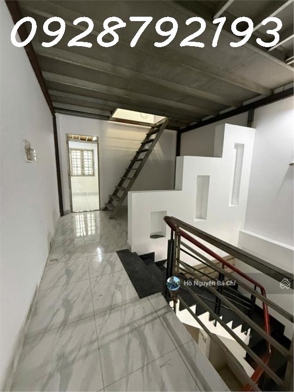 Bán nhà hẻm Nguyễn Súy, TP 80m² (4x20), 2 T SHR giá chỉ 6 tỷ 4
