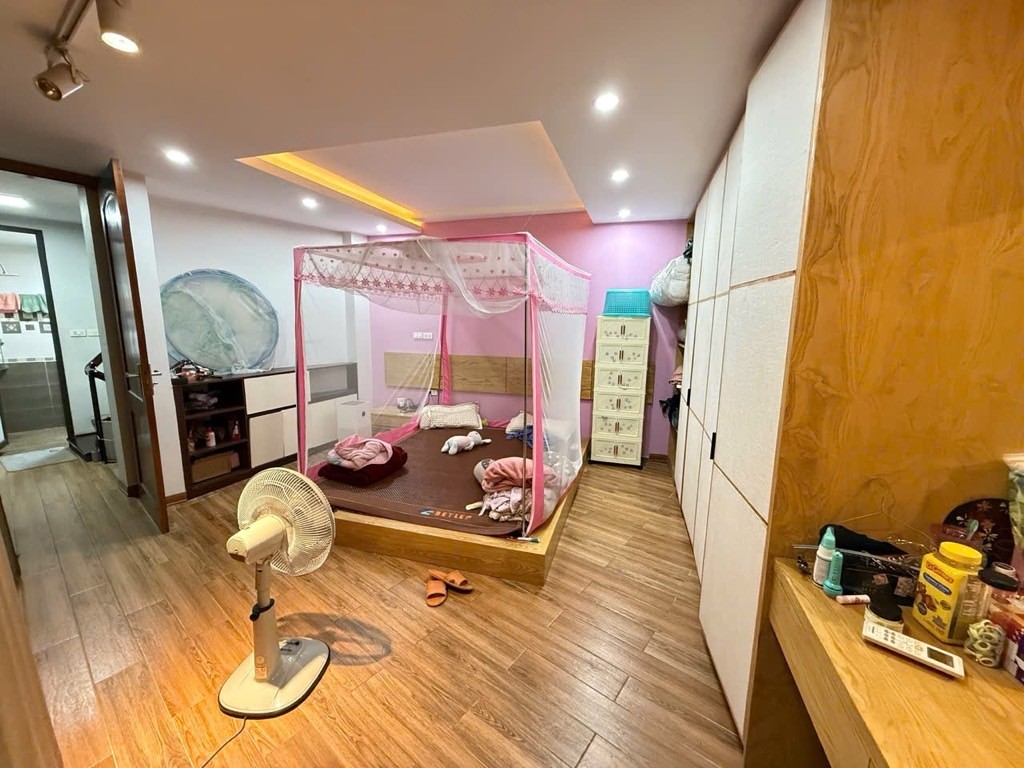 NHÀ ĐỐNG ĐA - MẶT NGÕ THÔNG - OTO ĐỖ CỬA - KINH DOANH ĐỈNH 2