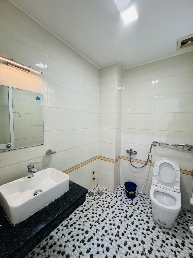 Bán Gấp Nhà Xinh- An Lạc Bình Tân - 84m2 - Hẻm 9M - Vuông Vức ~85tr/m2 4