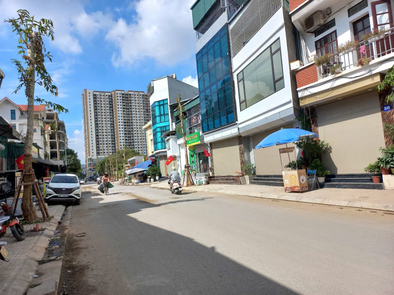 BÁN NHÀ MẶT PHỐ THANH XUÂN, 52M2 LÔ GÓC 2 MẶT TIỀN, VỈA HÈ SIÊU  KINH DOANH, NHỈNH 28TỶ 5