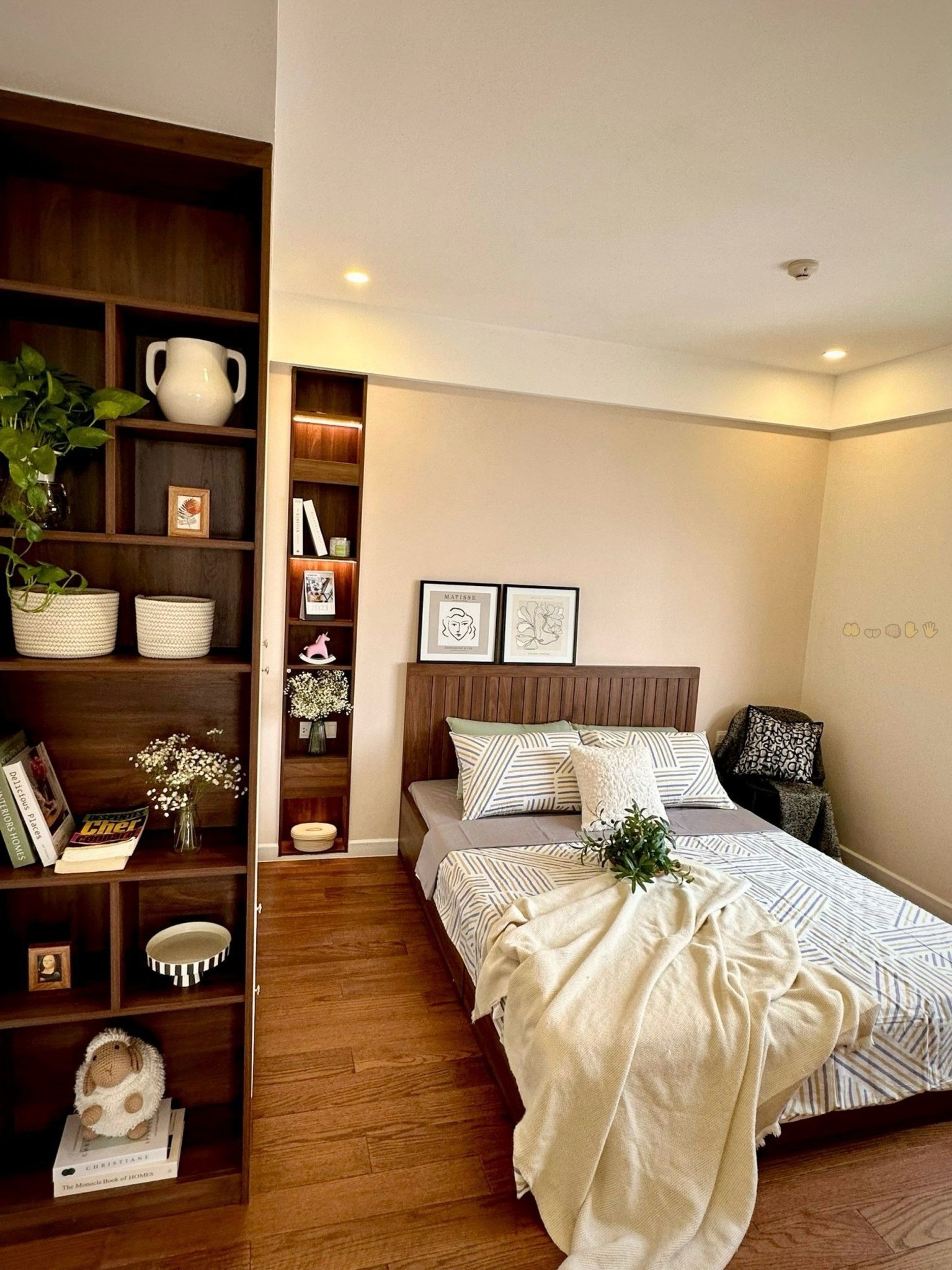 Cần bán Căn hộ chung cư dự án Vinhomes D'Capitale, Diện tích 83m², Giá Thương lượng 4