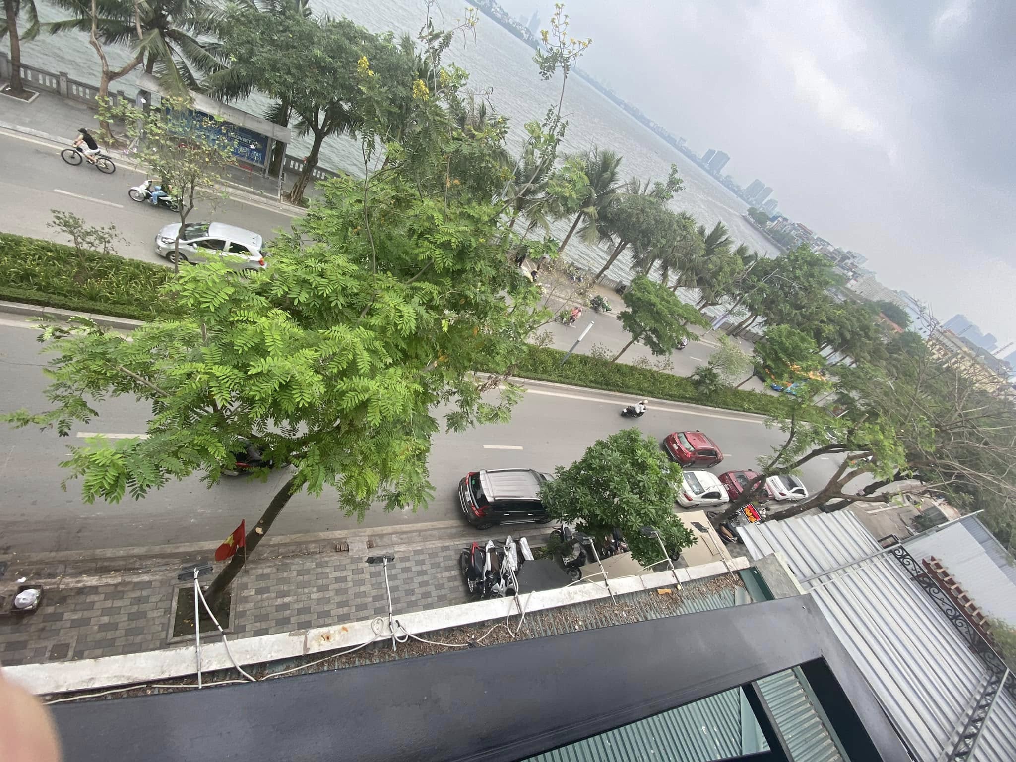 Siêu phẩm Lạc Long Quân Tây Hồ 336m2 MT13.2m giá 225tỷ view trực diện Hồ Tây 1 mặt phố 1 mặt ngõ 2