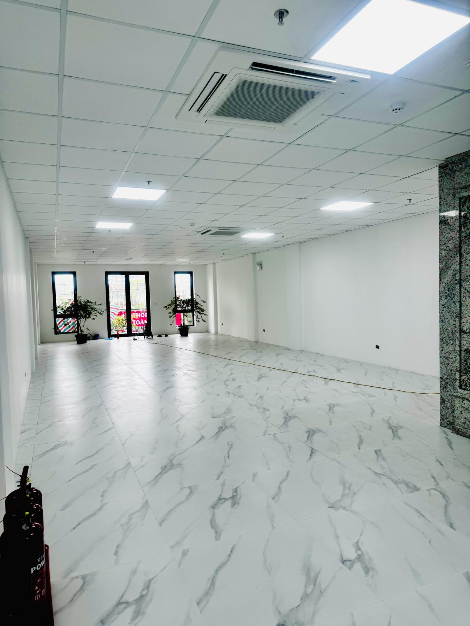 Siêu phẩm MP Đại Cồ Việt HBT 195m² MT 6.8m 9T hầm ô tô dòng tiền 250tr/th 155 tỷ 3