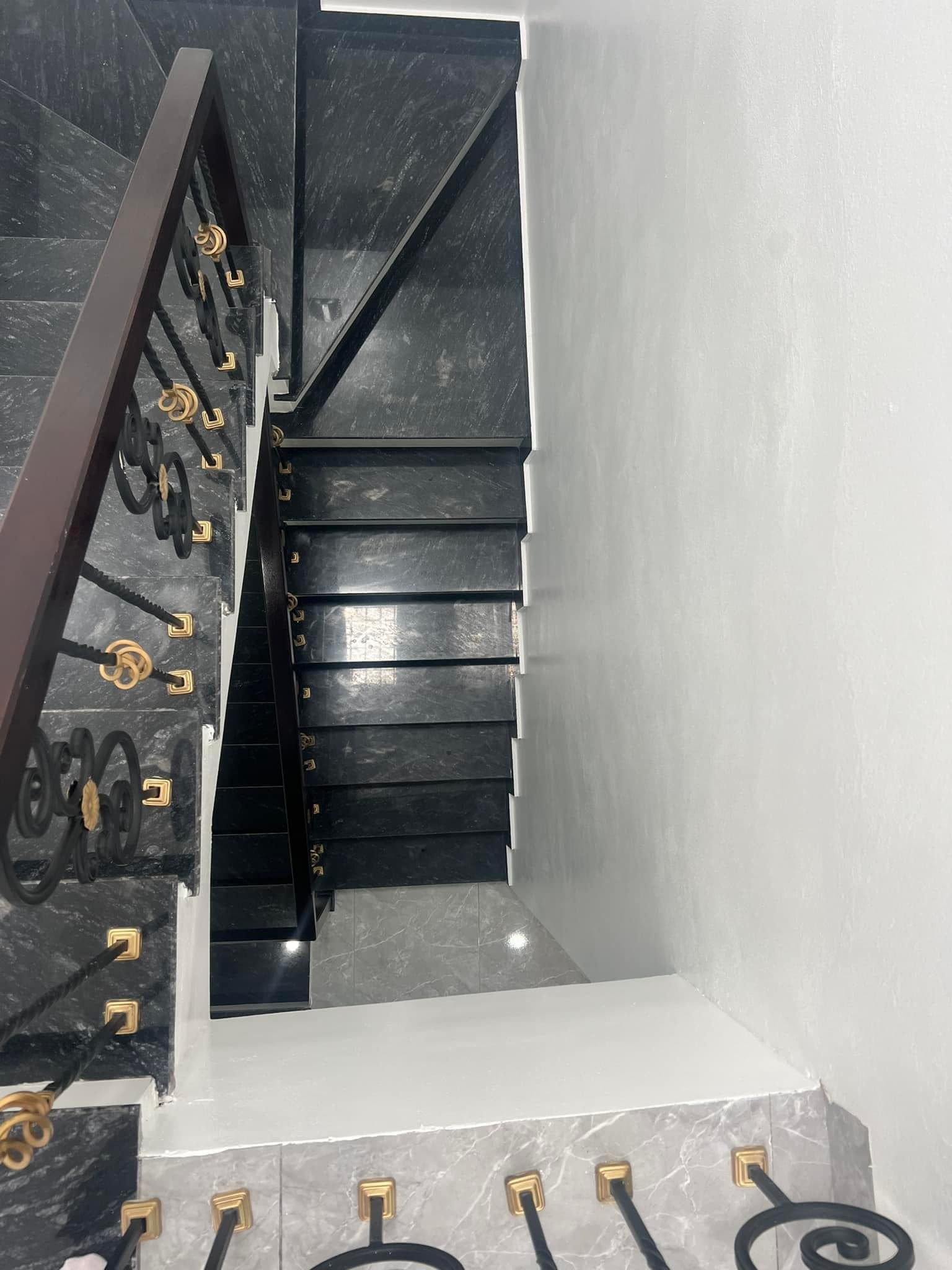 Bán nhà 3 tầng ngõ phố An Ninh, phường Hải Dương, Tây HP, 44.3m2, 3 ngủ, chỉ 2.3x tỷ 5