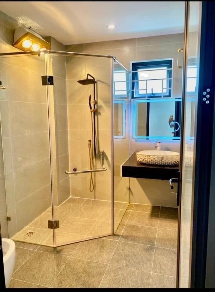 Bán nhà trung tâm Hoài Đức, khu đô thị Hinode Royal Park 42M 5 Tầng, gara ô tô, kinh doanh 5