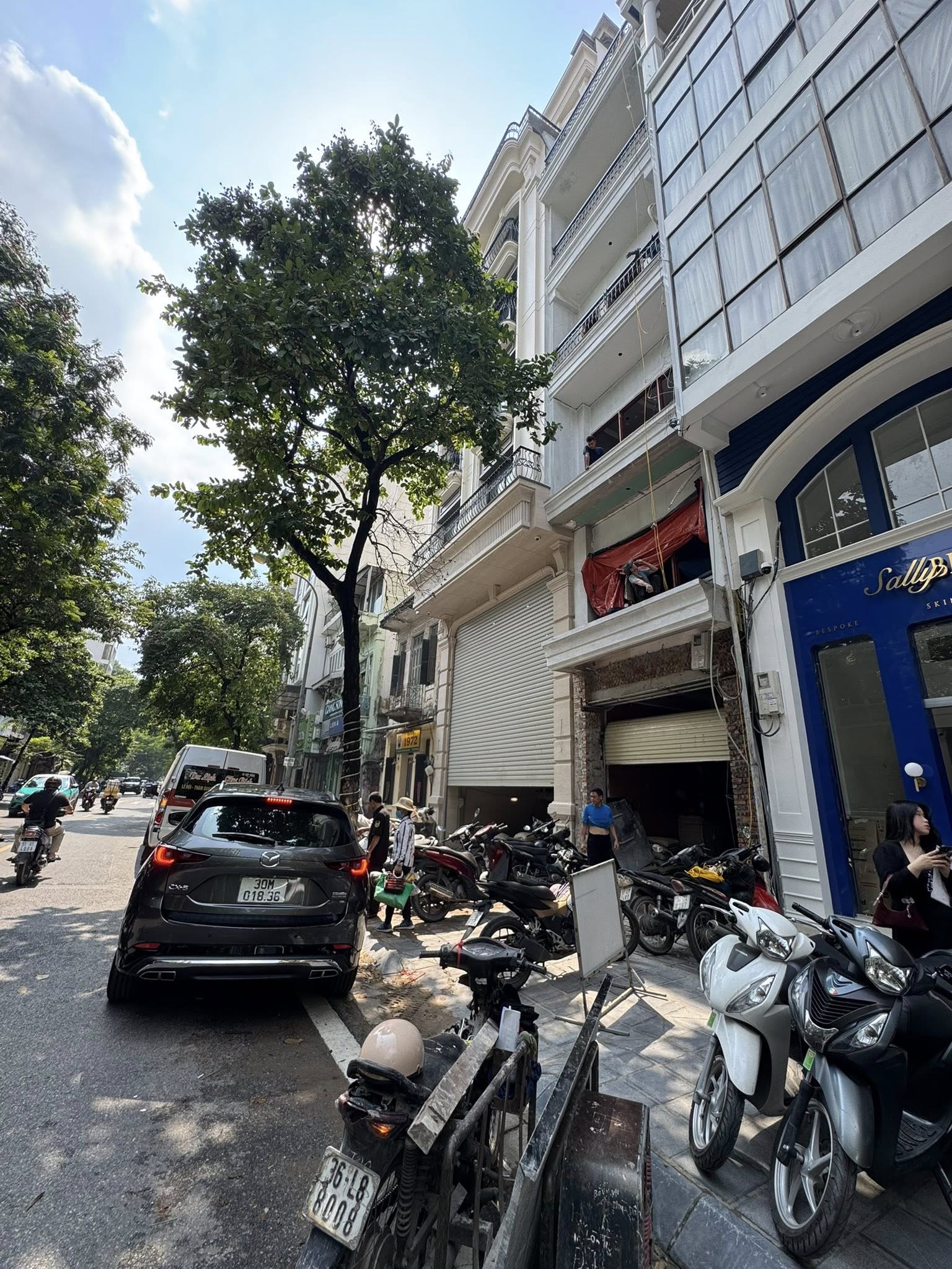 Mặt Phố Hòa Mã 105M2 6 Tầng Thang Máy 89 Tỷ Dòng Tiền 70 Tr/th