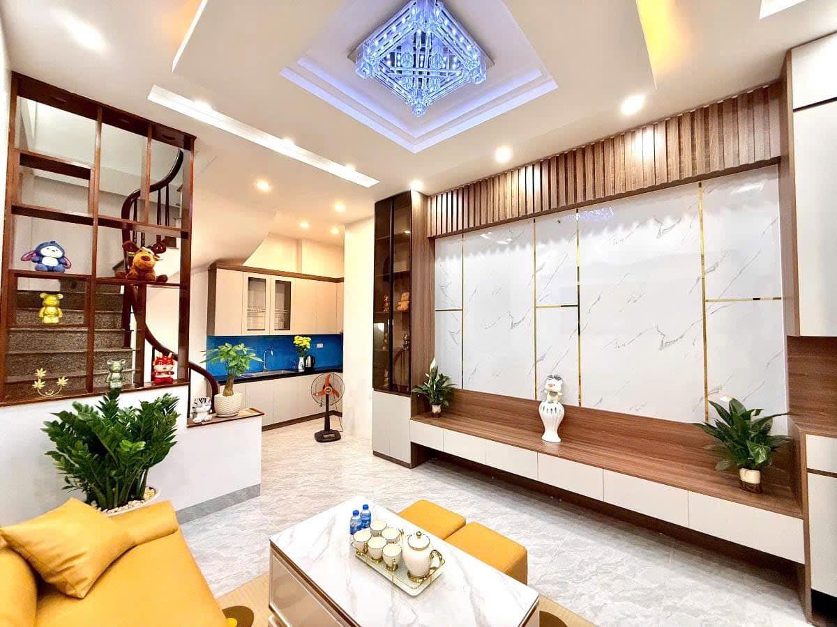 Nhà đẹp trung tâm Đống Đa – phân lô, vỉa hè, ô tô tránh, tiện ích ngập tràn, chỉ 22 tỷ 3