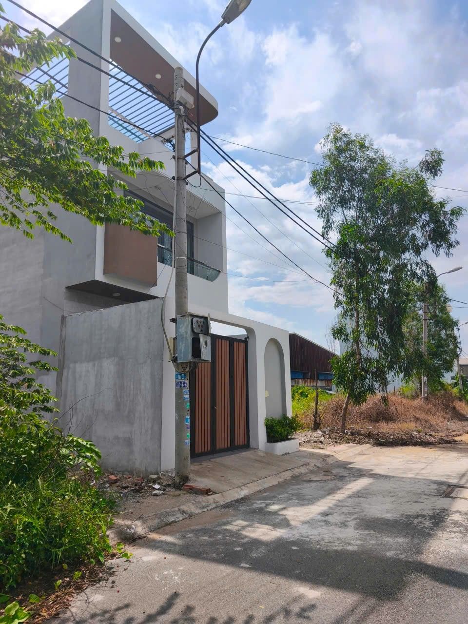 Cần bán Đất đường Trần Đại Nghĩa, Xã Lê Minh Xuân, Diện tích 100m², Giá 35 Triệu/m²