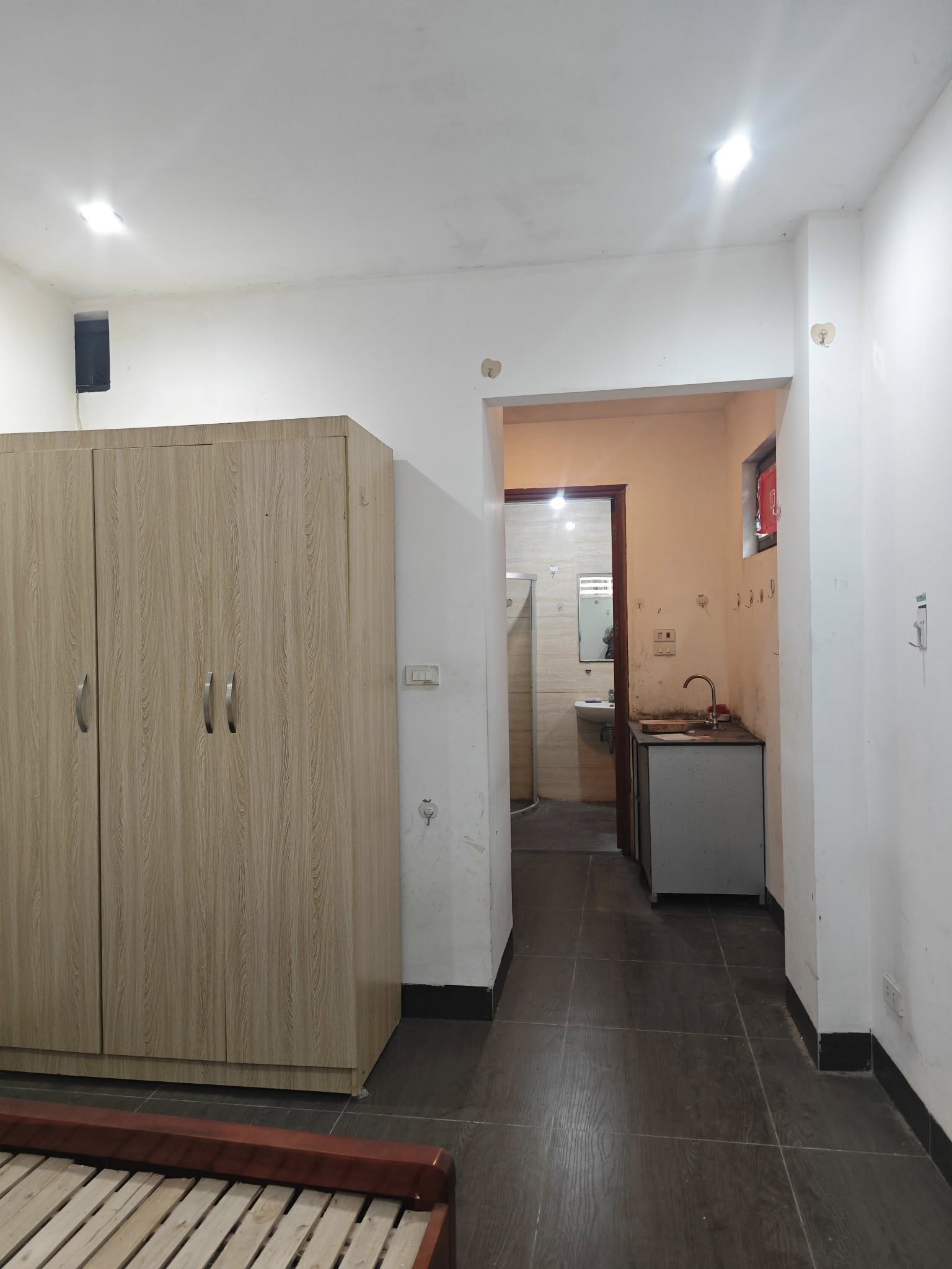 GIÁ TỐT : Mặt Phố Vũ Tông Phan 9 Tầng 110M2 55 Tỷ Hoàn Công Dòng Tiền 90tr/th 3