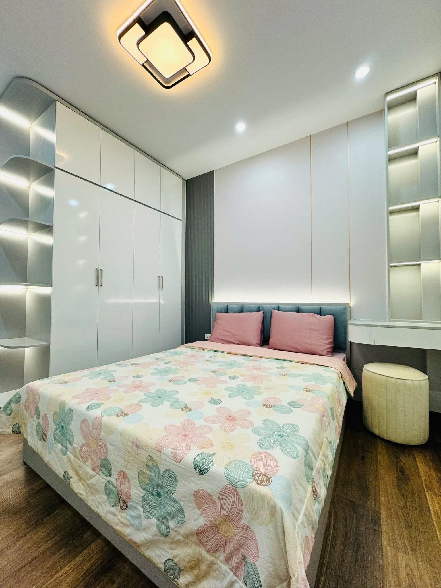CỰC PHẨM KHƯƠNG HẠ - NGÕ THÔNG - 3 GÁC TRÁNH - FULL NỘI THẤT - BAY NHANH 4