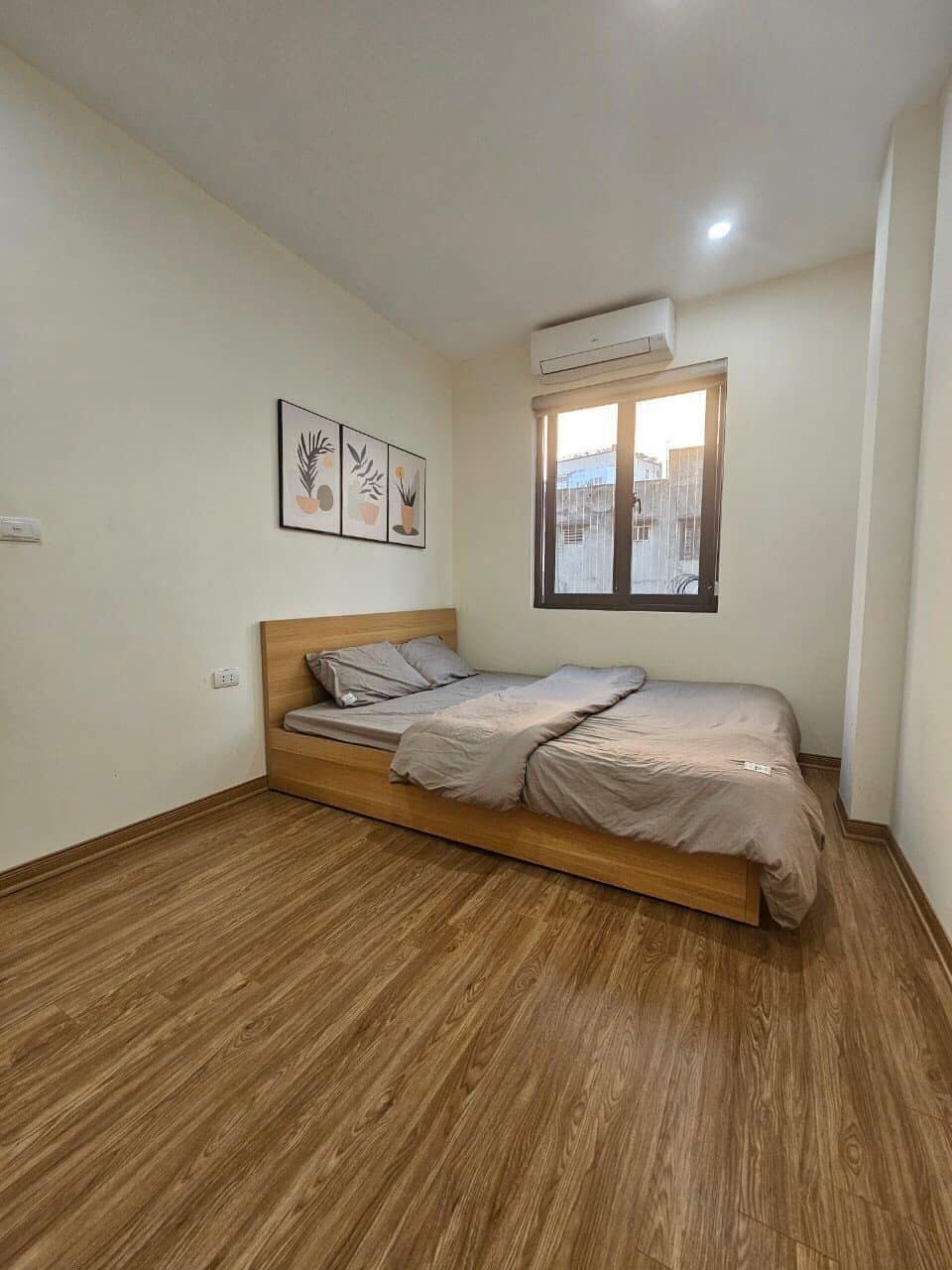 9 Tầng Phân Lô Đội Cấn Dân Trí Cao 90M2 36 Tỷ Dòng Tiền 160Tr/th Ô TÔ Tránh Đỗ 3