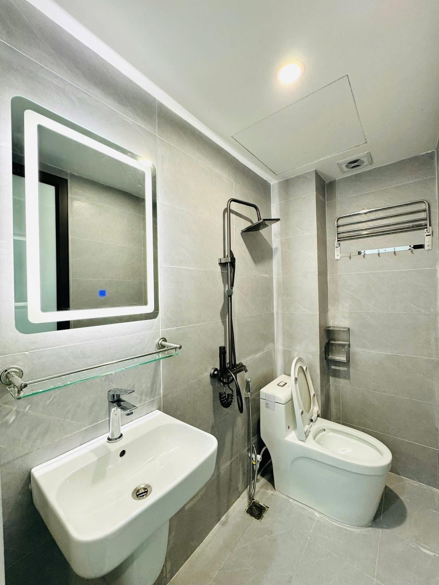 CỰC PHẨM KHƯƠNG HẠ - NGÕ THÔNG - 3 GÁC TRÁNH - FULL NỘI THẤT - BAY NHANH 5