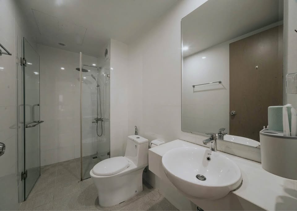 Cần bán Căn hộ chung cư Phường Bãi Cháy, Hạ Long, Diện tích 68m², Giá 2.55 Tỷ 9