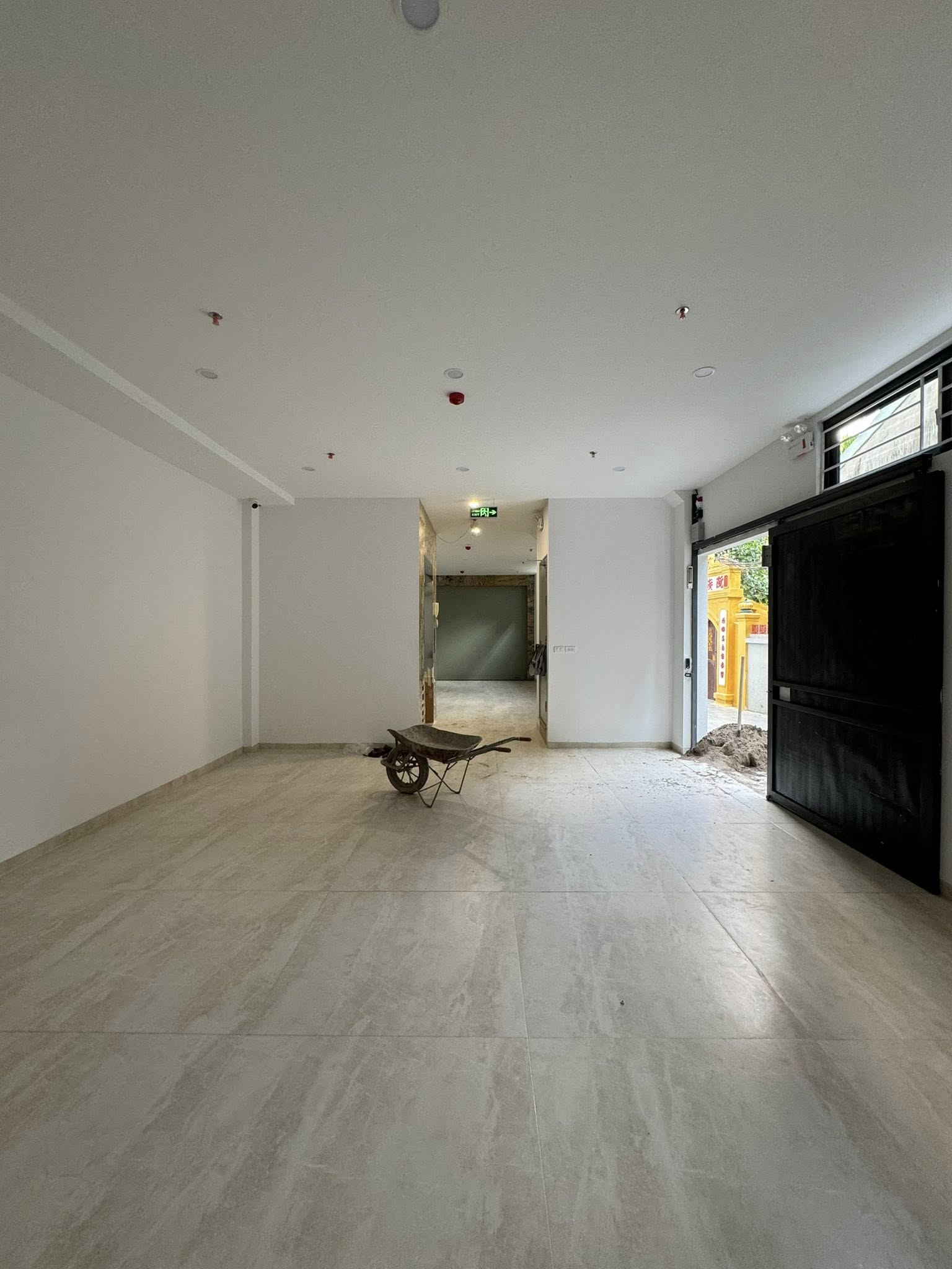 Apartment Lô Góc 2 Mặt Trích Sài 15 Căn Studio 9 Tầng 41 Tỷ Ô TÔ – Gần Phố 5