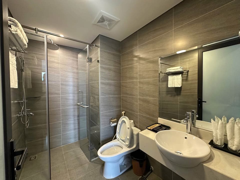Cần bán Căn hộ chung cư Phường Bãi Cháy, Hạ Long, Diện tích 83m², Giá 3.95 Tỷ 7