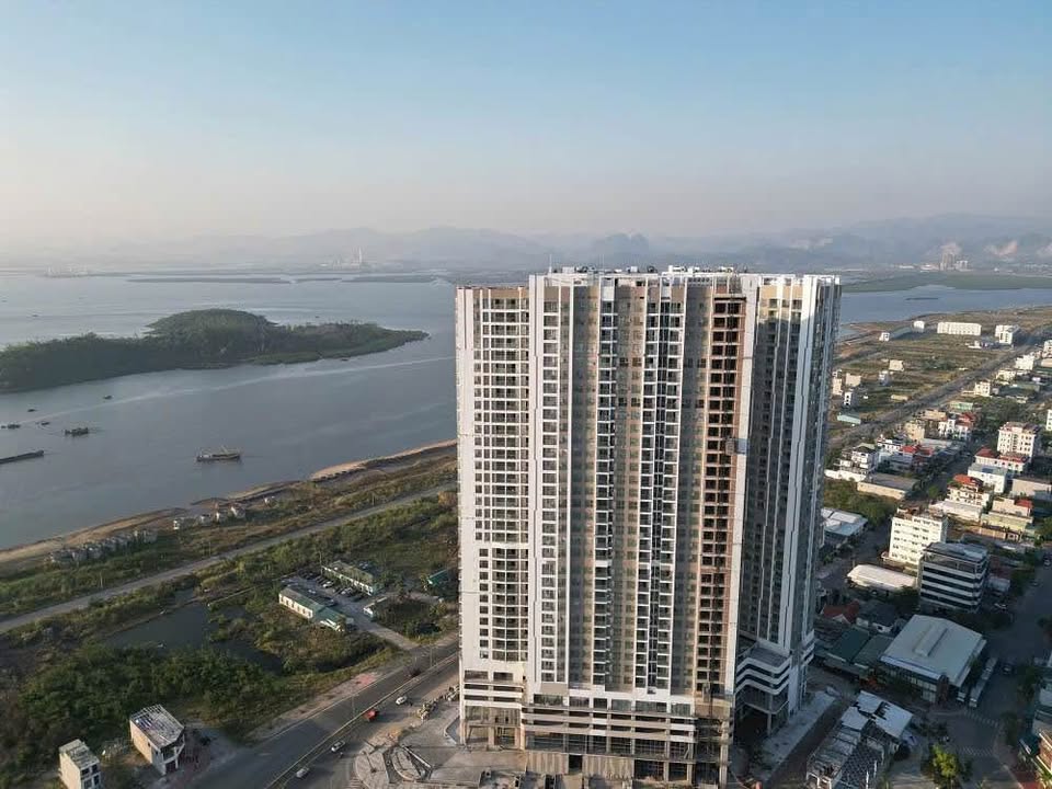 Cần bán Căn hộ chung cư Phường Bãi Cháy, Hạ Long, Diện tích 70m², Giá 2.2 Tỷ 6