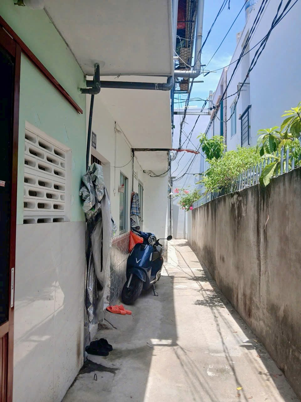 BÁN NHÀ TTTP CẤP 4 CÓ GÁC HẺM 2/4 PHƯỜNG NHA TRANG CHỈ 1TY4 5