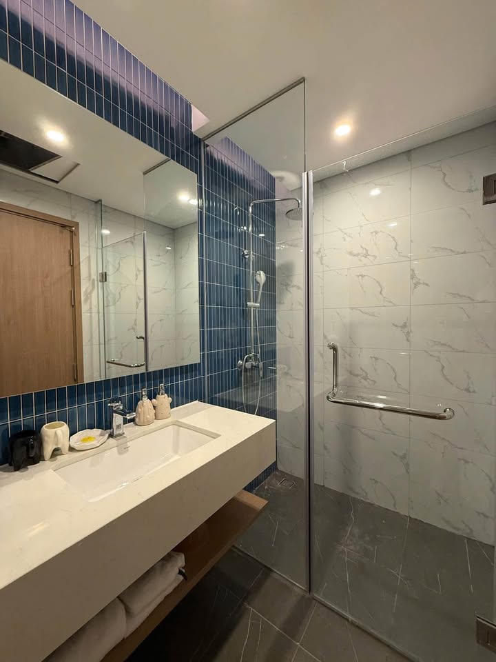 Cần bán Căn hộ chung cư Phường Bãi Cháy, Hạ Long, Diện tích 713m², Giá 31 Tỷ 9