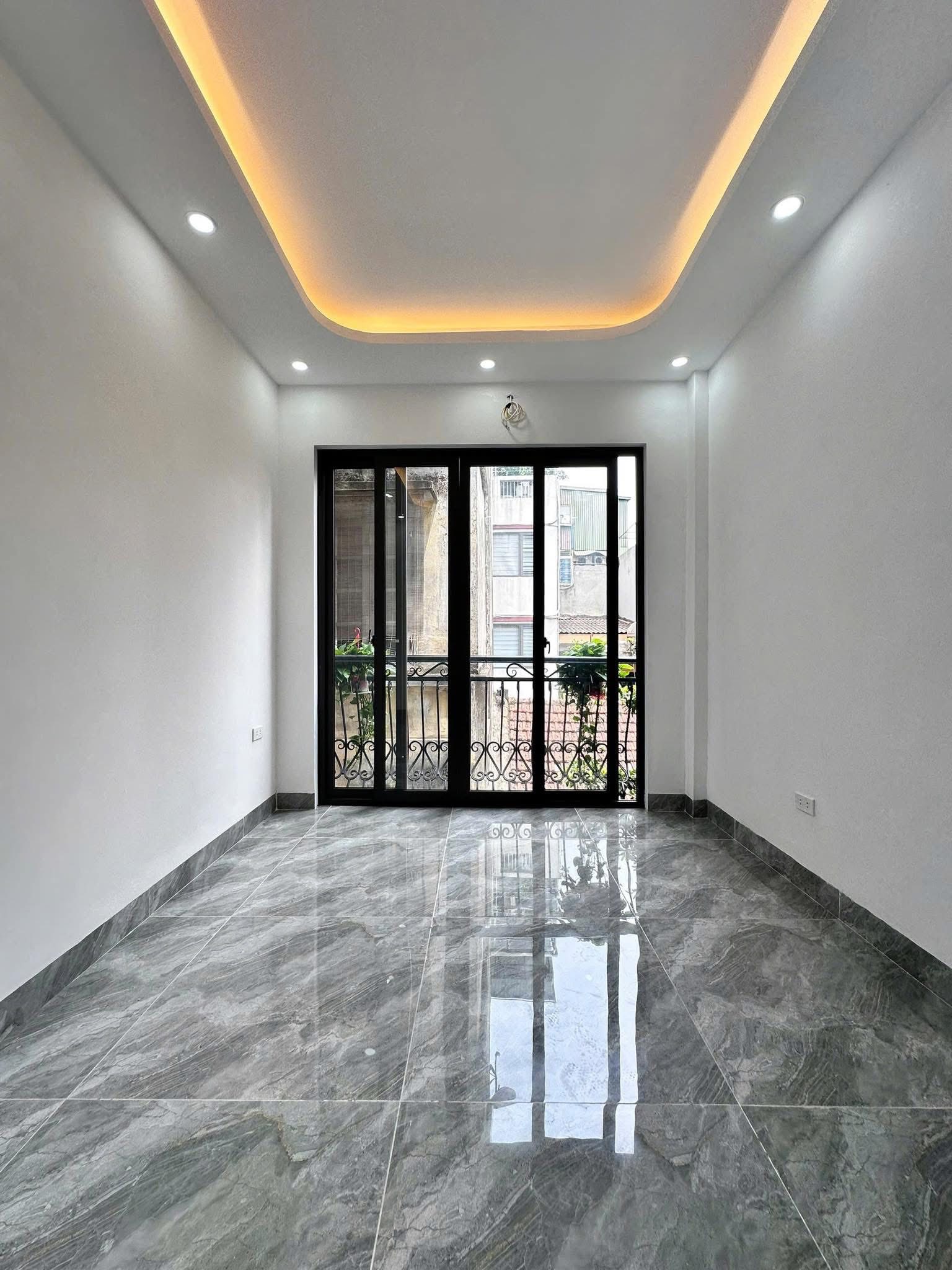 B.Á.N NHÀ YÊN PHỤ - 25M2 CHỈ 7,5 TỈ - NHÀ MỚI XÂY -MỘT BƯỚC RA PHỐ 4