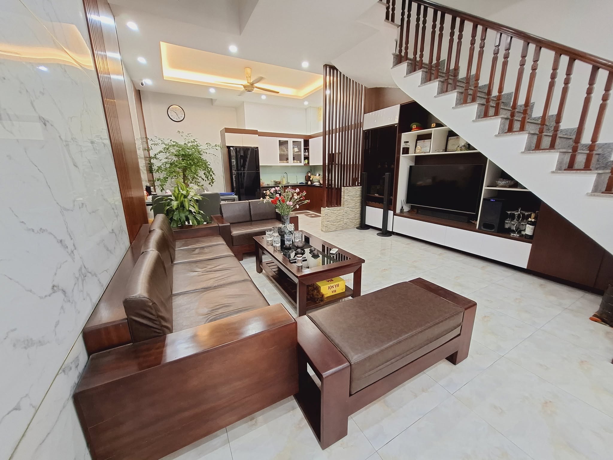 BÁN NHÀ THANH XUÂN, 8 TẦNG THANG MÁY Ô TÔ TRÁNH, VỈA HÈ KINH DOANH ĐA DẠNG, NHỈNH 28 TỶ 2